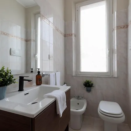 Casa Manisha Daire Pesaro